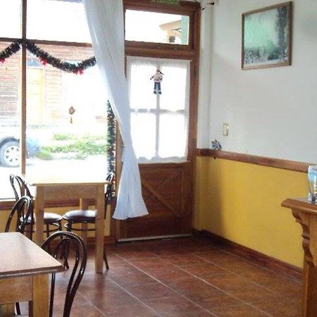 Posada Del Pinguino Ushuaia Eksteriør bilde